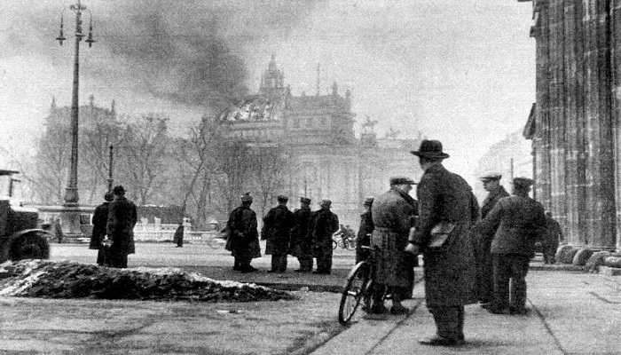 How-the-Reichstag-Fire-Fueled-Hiter%E2%8