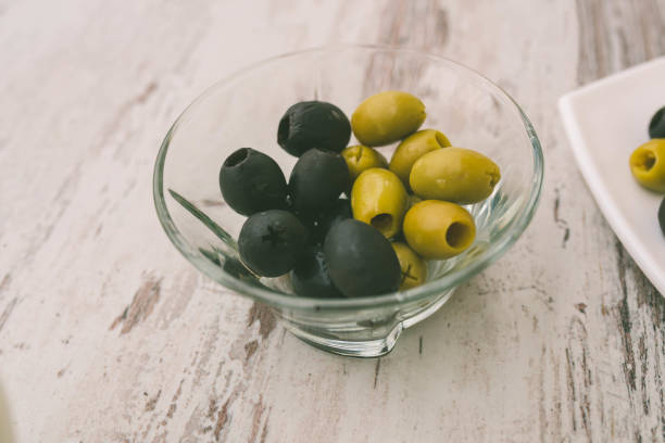 Are Black Olives as Nutritious as Green Olives?